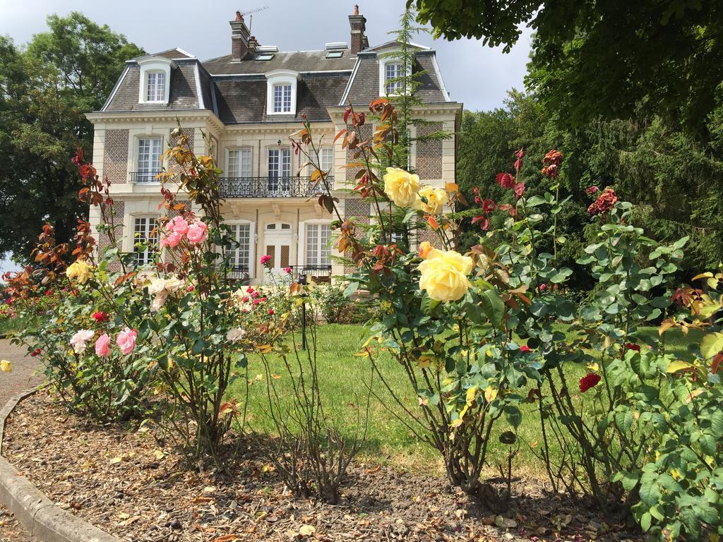 Chateau D'Avesnes - Le Castelet Exterior photo